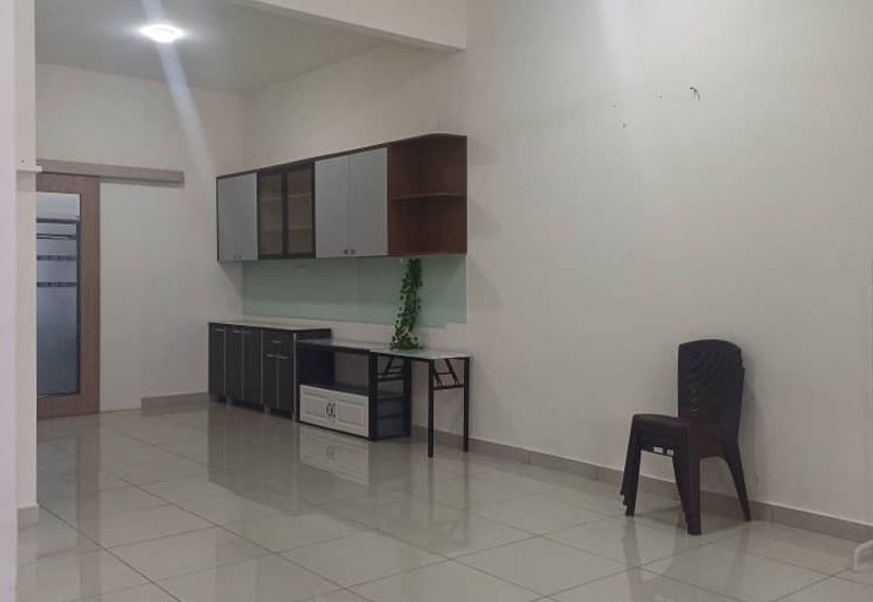 Evira @ Warisan Puteri