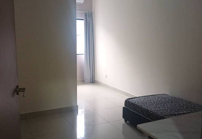 Evira @ Warisan Puteri