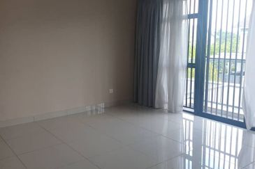 Evira @ Warisan Puteri