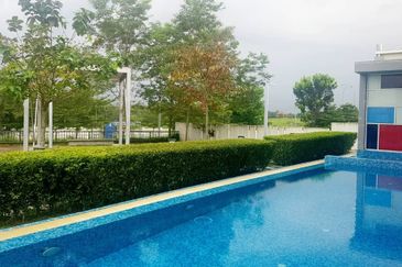 PELANGI HEIGHTS (TAMAN KAYANGAN)