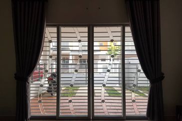 PELANGI HEIGHTS (TAMAN KAYANGAN)