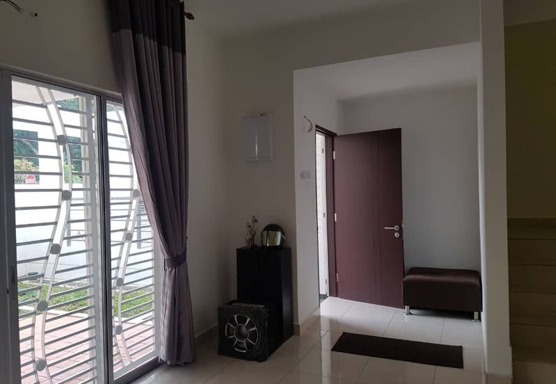 PELANGI HEIGHTS (TAMAN KAYANGAN)