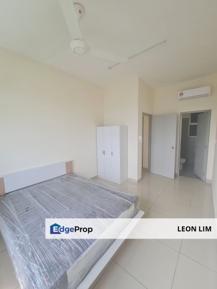 Nexus Kajang Station, 3 near New Era Univesity, UKM, partly furnished , Selangor, Kajang