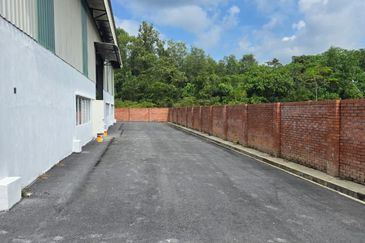 Taman Industri Rasa, Batang Kali , 2 storey semi D factory