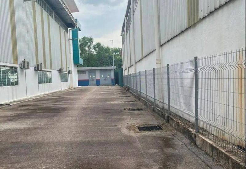 Putra Industrial Park