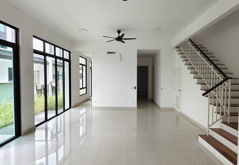 Tenderfields @ Eco Majestic