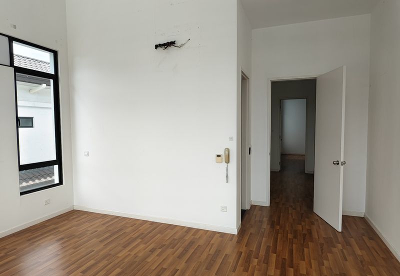 Tenderfields @ Eco Majestic