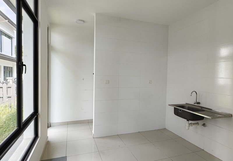 Tenderfields @ Eco Majestic