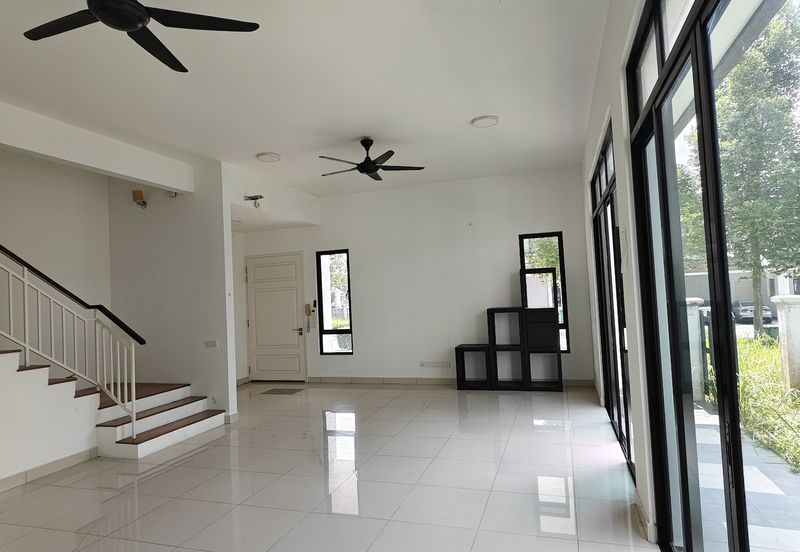 Tenderfields @ Eco Majestic