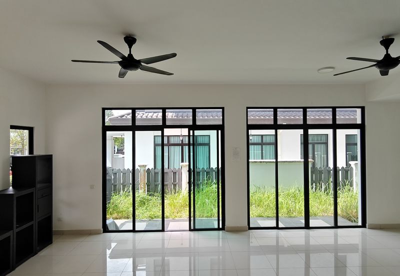 Tenderfields @ Eco Majestic