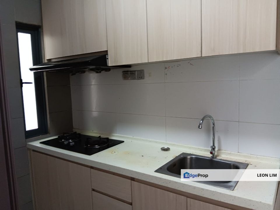 Amerin Residence, One Amerin Balakong Cheras Near Aeon Cheras Selatan, Cheras Trader square, C180, MRT batu 11 , Selangor, Balakong