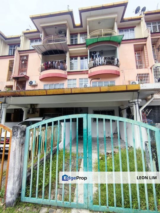 Taman Lagenda Mas, Batu 9 Cheras, 1st floor Townhouse, partly furnished , Selangor, Batu 9th Cheras
