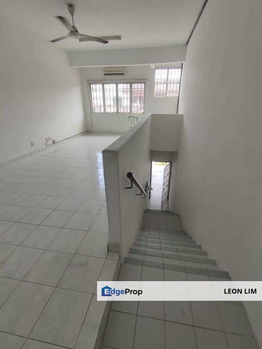 Taman Lagenda Mas, Batu 9 Cheras, 1st floor Townhouse, partly furnished , Selangor, Batu 9th Cheras