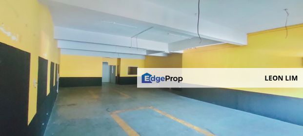 Prima Saujana Kajang, Ground floor(Endlot), shop office facing mainroad , Selangor, Kajang