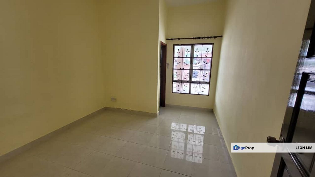 Taman Kajang Prima, 2 storey Semi D, renovated & partly furnished, Freehold , Selangor, Kajang