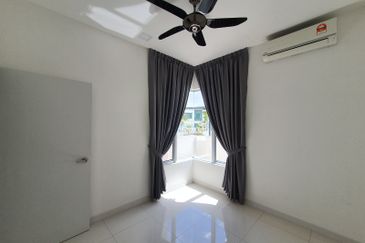 Parkfield Residences, Tropicana Heights