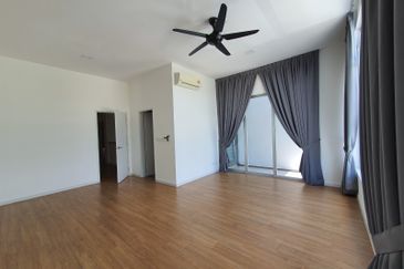 Parkfield Residences, Tropicana Heights