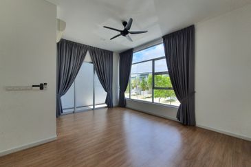 Parkfield Residences, Tropicana Heights