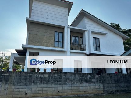 Taman Sutera Kajang, (Endlot ) 2 storey Semi D, Renovated & Partly furnished  , Selangor, Cheras