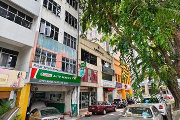 Brickfields, 5 storey shop office facing mainroad, Freehold, fully tenanted 
