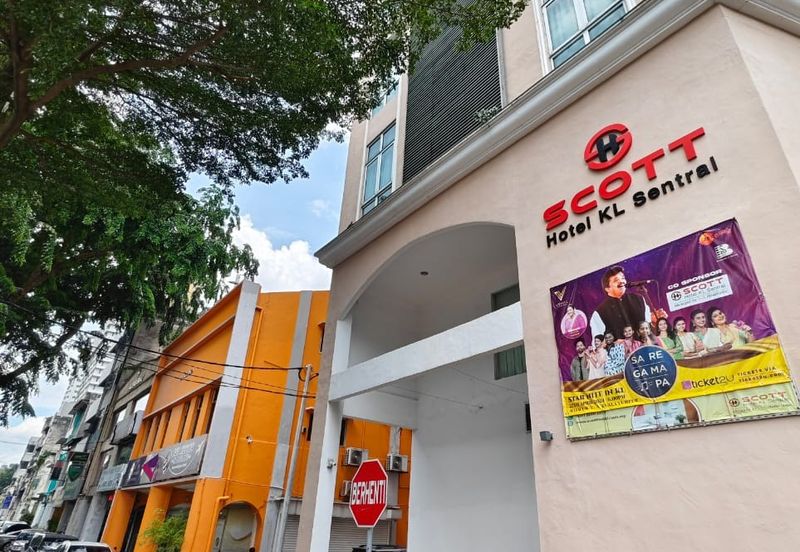 Brickfields, 5 storey shop office facing mainroad, Freehold, fully tenanted 