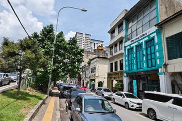 Brickfields, 5 storey shop office facing mainroad, Freehold, fully tenanted 