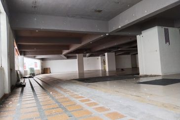 Plaza Citra Kajang, first floor 3 adjourned retail / office space 