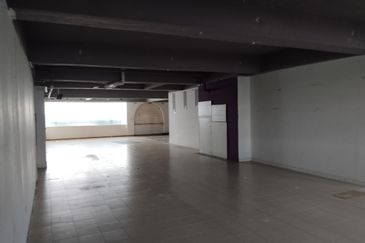 Plaza Citra Kajang, first floor 3 adjourned retail / office space 