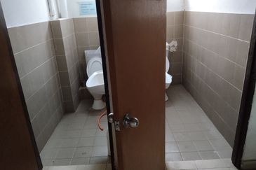 Plaza Citra Kajang, first floor 3 adjourned retail / office space 