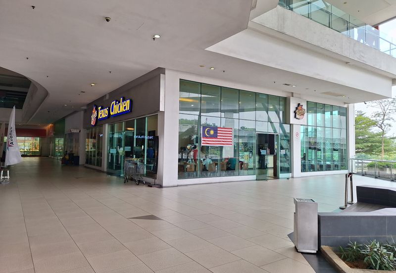 Pusat Komersial Arena Bintang, Ground floor [Corner] retail space