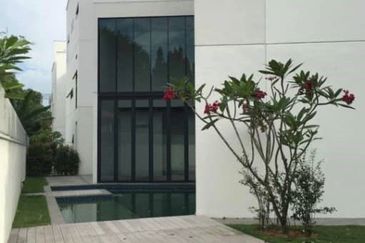 Jalan Damai KL City centre, 3 storey commercial building with roof top terrace, private lift and pool