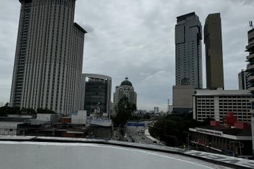 Petaling Jaya, Jalan Barat , 4 storey commercial building