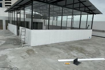 Petaling Jaya, Jalan Barat , 4 storey commercial building