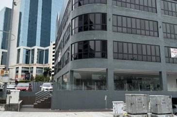 Petaling Jaya, Jalan Barat , 4 storey commercial building