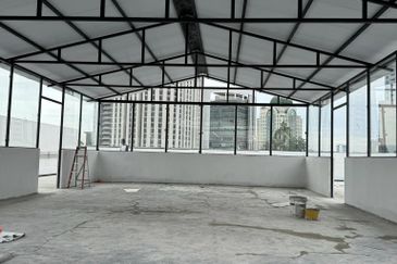 Petaling Jaya, Jalan Barat , 4 storey commercial building