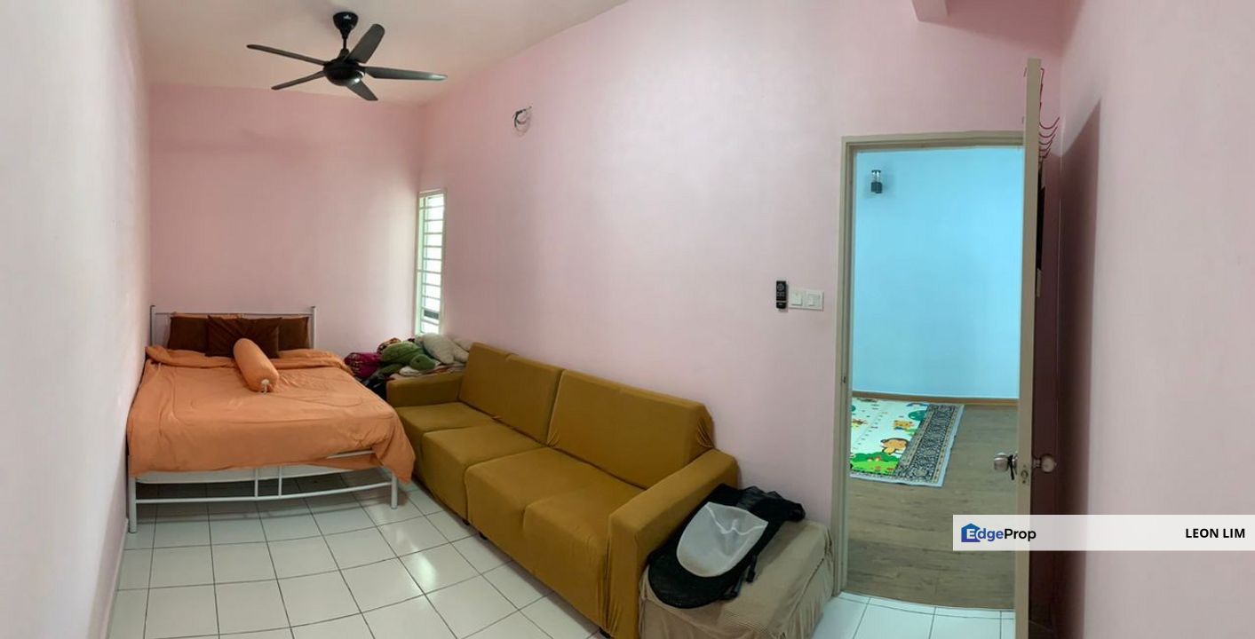 Villa Kesuma, Bandar Tasik Kesuma Semenyih, [Endlot] Ground floor townhouse, Selangor, Semenyih