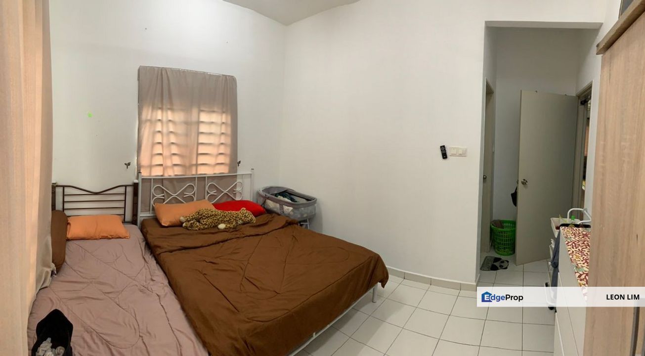 Villa Kesuma, Bandar Tasik Kesuma Semenyih, [Endlot] Ground floor townhouse, Selangor, Semenyih