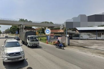 Jalan Meru, Batu 7