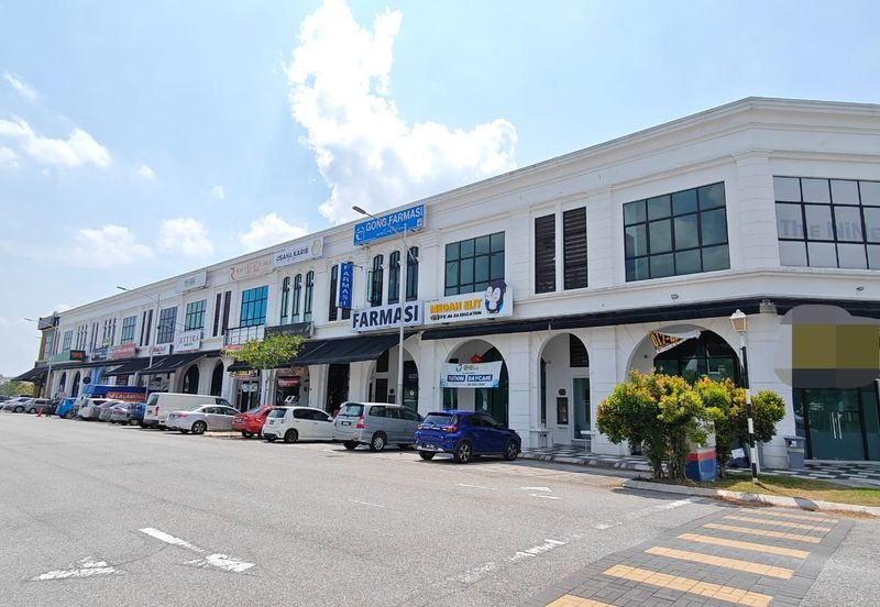 Ivoris @ Eco Majestic