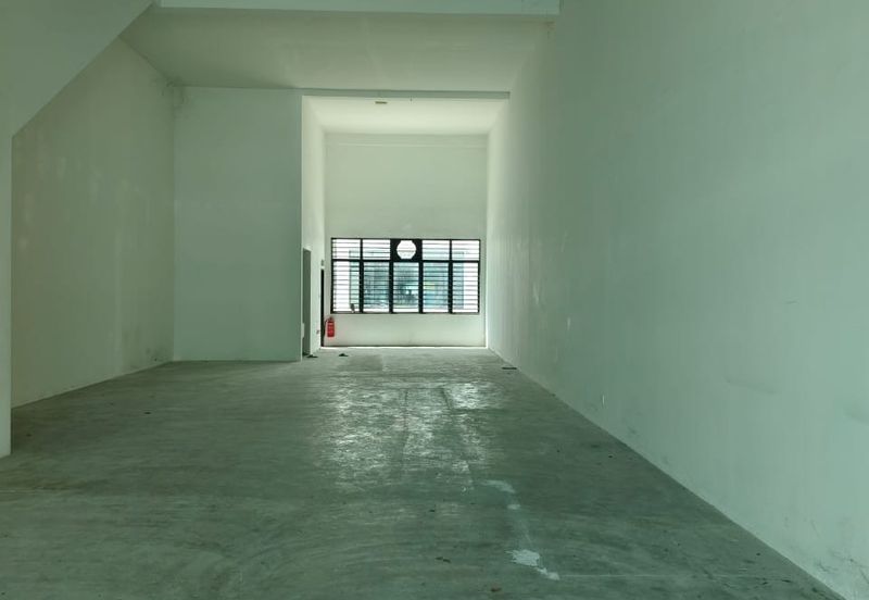 Ivoris @ Eco Majestic