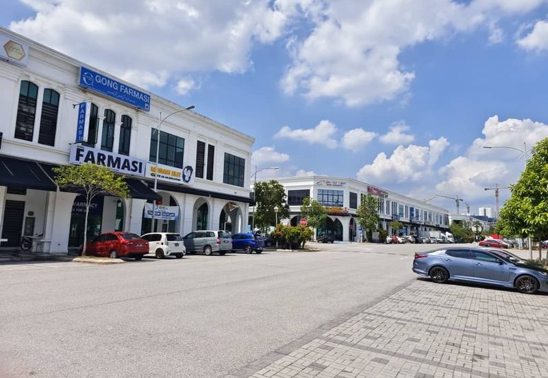 Ivoris @ Eco Majestic