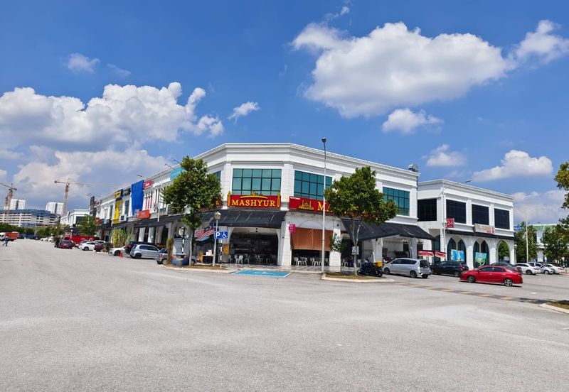 Ivoris @ Eco Majestic