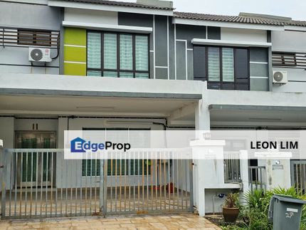 Taman Semenyih Parklands, 2 storey Freehold, guarded & gated , Selangor, Semenyih