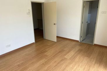 Albury 2 @ Mahkota Hills