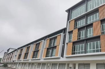 Avenue 3 @ Medan Puteri Rawang, 3 storey shop office 