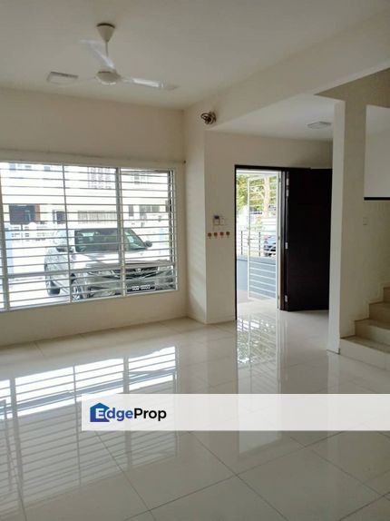 2 Storey Terrace House Fairfield Residance, Tropicana Height Kajang, Selangor, Kajang