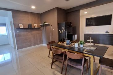 Jadite Suites @ Jade Hills