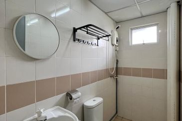 PUNCAK BANYAN CONDOMINIUM