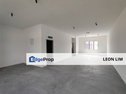 Lindenway, Eco Forest, shop office, facing main road , Selangor, Semenyih