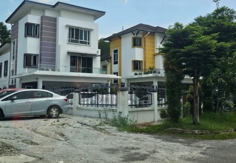 Bandar Sungai Long , housing land near bungalow area, Freehold 